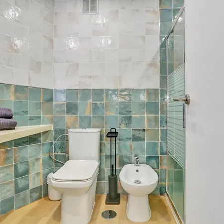 Studio, Pools, Terrace, Air Con, Fiber דירה